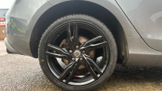 Volvo V40 D3 [4 Cyl 150] R DESIGN Pro 5dr Diesel Hatchback